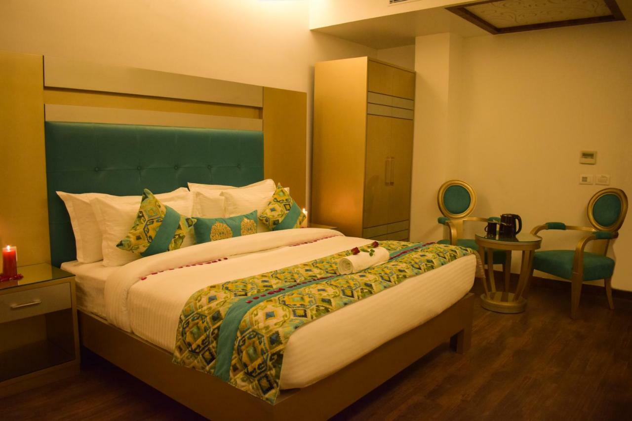 One Earth Gg Regency Hotel Amritsar Eksteriør billede