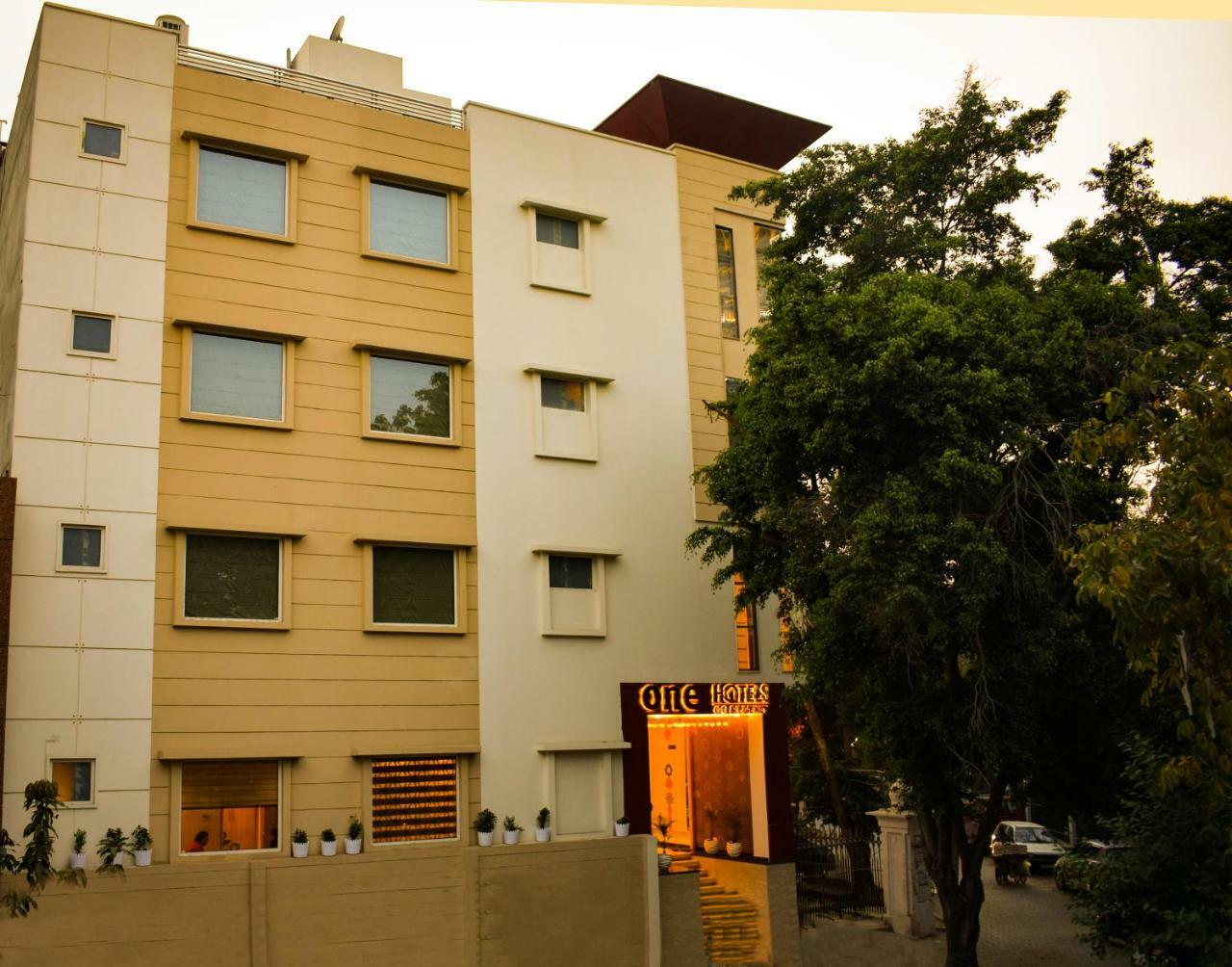 One Earth Gg Regency Hotel Amritsar Eksteriør billede