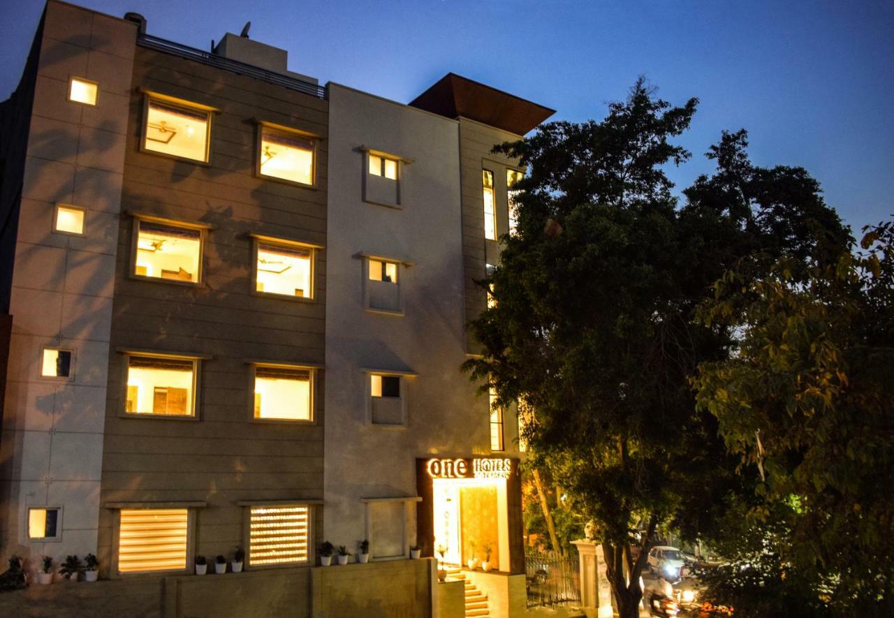 One Earth Gg Regency Hotel Amritsar Eksteriør billede